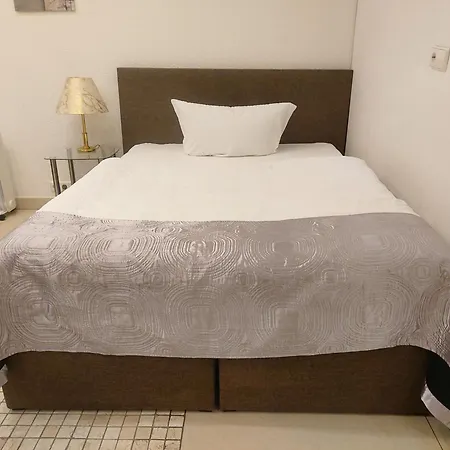 Gemuetliches J&l Nahe Des Hauptbahnhofes